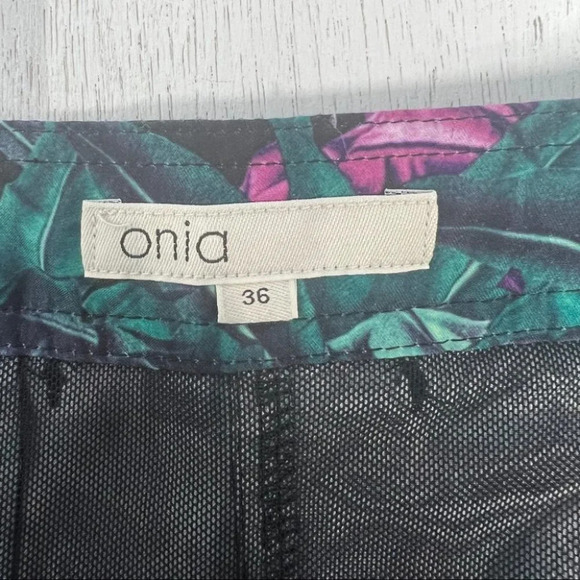 Onia Men's 36 Calder 7.5” Floral Lined Swim Trunks Hybrid Green Purple - Picture 3 of 7